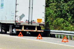 breakdown, truck, warning triangles