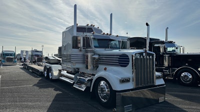 Kimball Transportation's 1996 Kenworth W900L