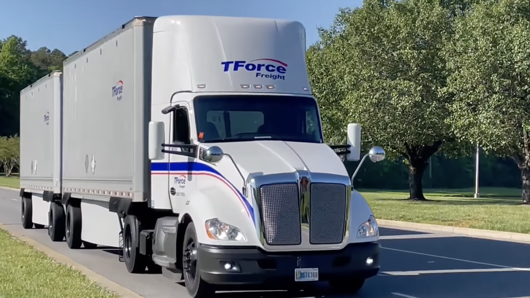 TForce Freight truck