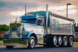 Hunter Hubbard's 2005 Kenworth W900