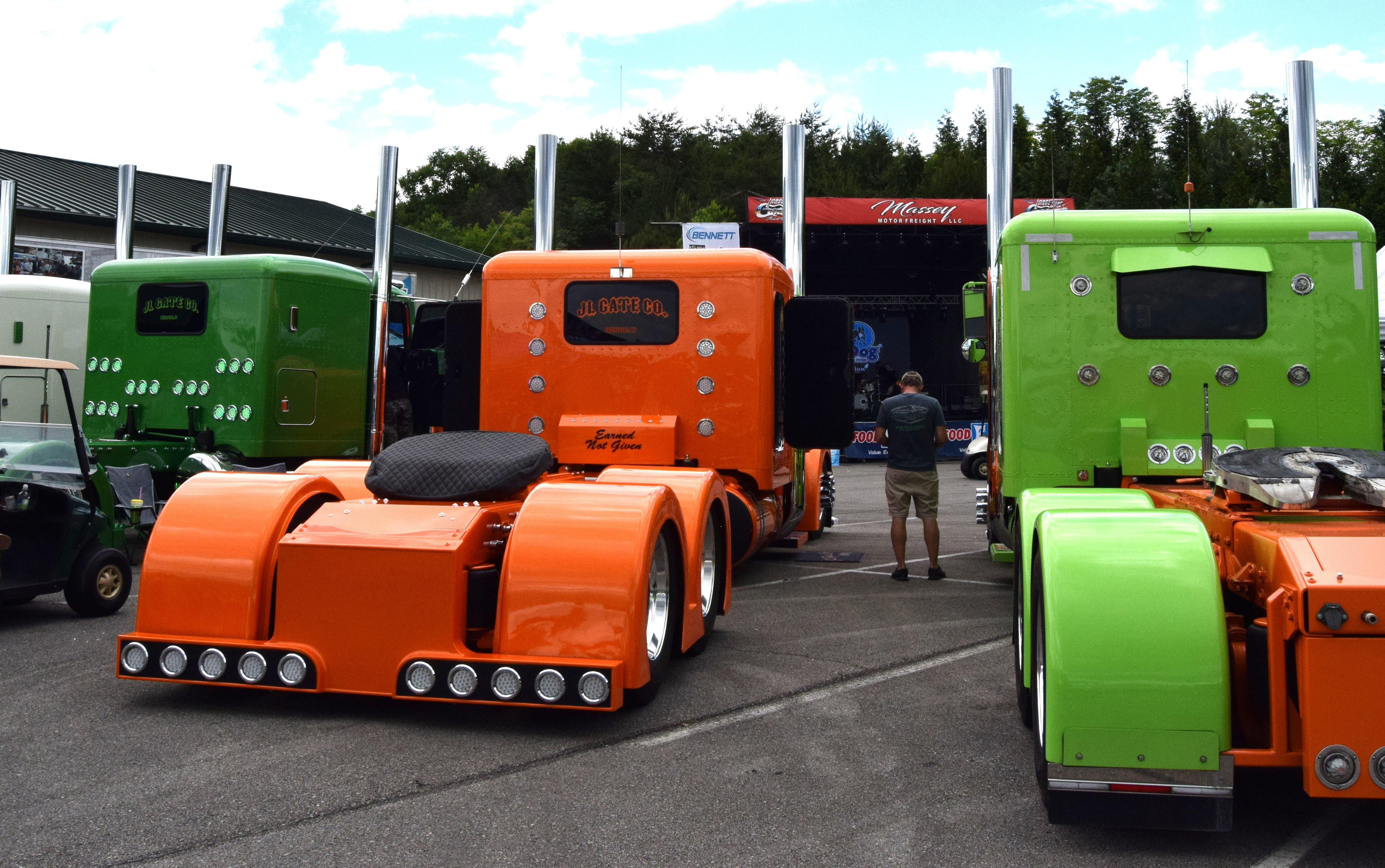 Large Cars & Guitars truck show