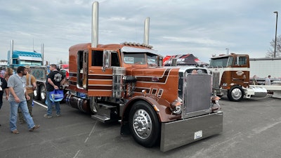 Brant Arnold's 1970 Peterbilt 358M