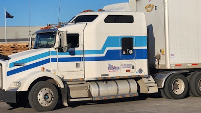 Chris DePuy's 2001 Kenworth T800
