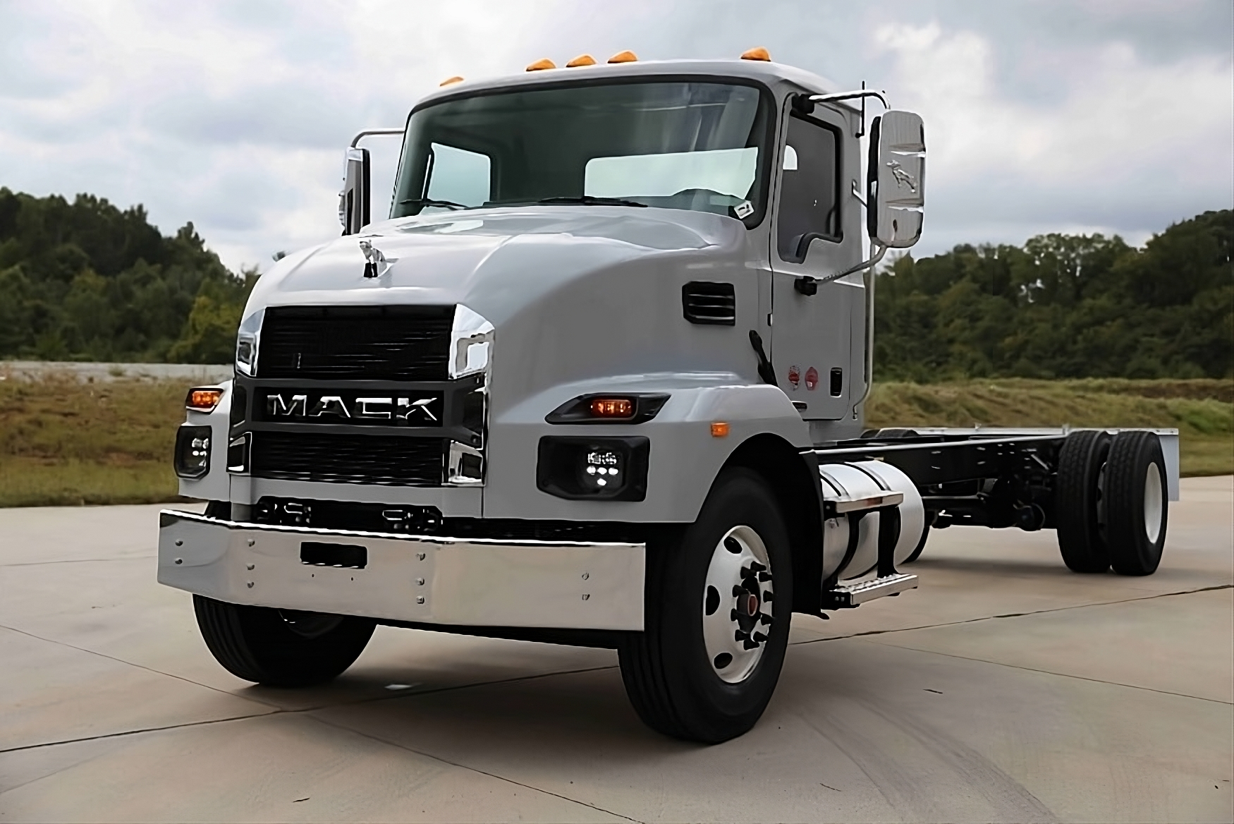 Mack MD Series