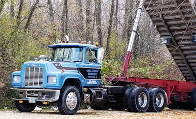 Carl Nyhof's R model 1984