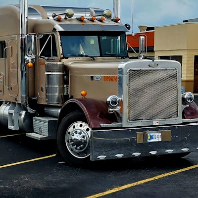 Dave Pittman's 1998 Peterbilt 379