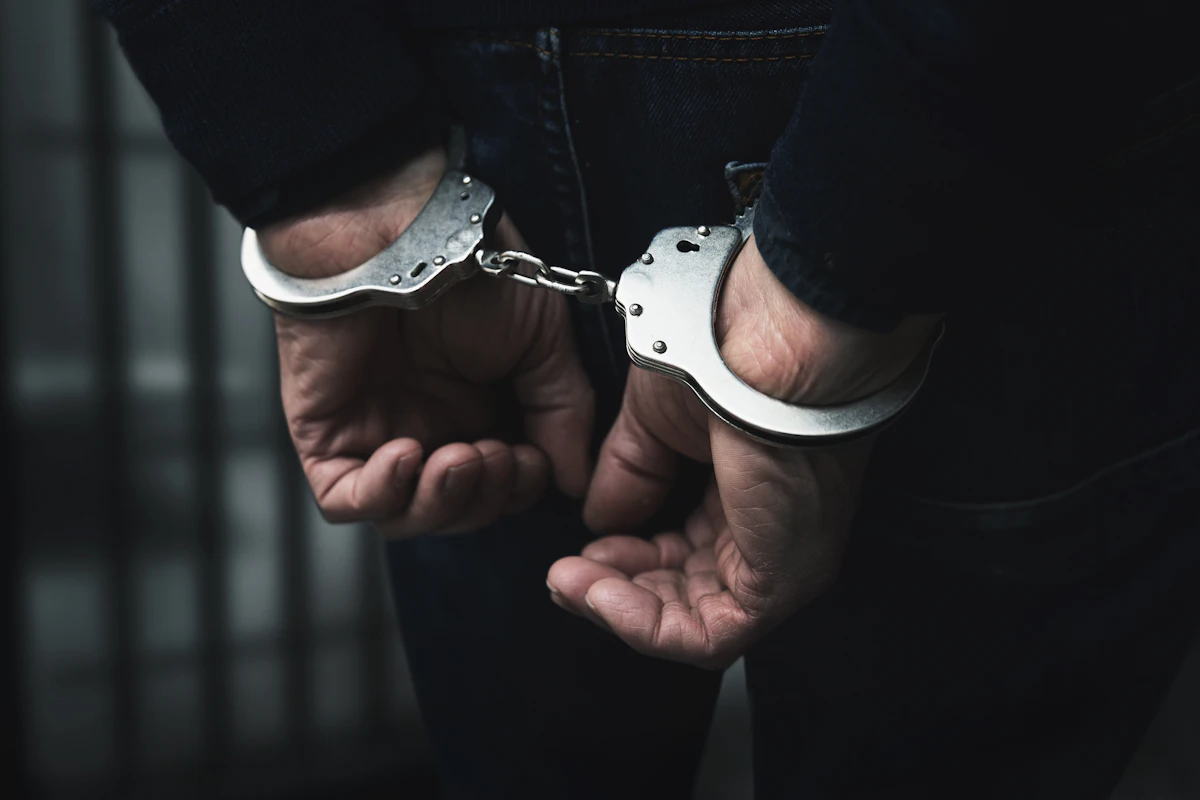 Fleet owner indicted in $3M fraud scheme against Amazon | HOS relief in Iowa