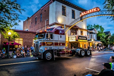 For the cabover fans -- a 2000 Kenworth K100E rolling through downtown Chillicothe.