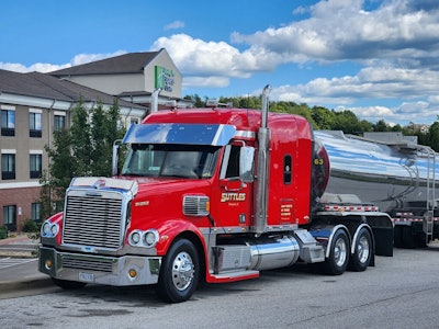 John McCaughey is today operating in this 2018 Freightliner Coronado glider outfitted with a Series 60 Detroit.