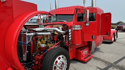 Ziglar’s 2007 Peterbilt 379, “Scrapin’ By,” took home Best of Show honors at the 43rd annual SuperRigs. The award brings with it $10,000 from Shell Rotella.