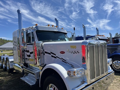 T-Quip's Peterbilt 589 works hauling heavy equipment around the East Coast.