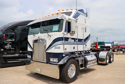1st: Matt Schleuger of Wesley, Iowa -- 1993 Kenworth K100E