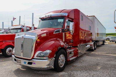 1st: Rich Rukstalis of Morton, Illinois -- 2018 Kenworth T680 and 2014 Great Dane van trailer “Gold Buckle Dreams”