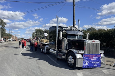 Smithler's main ride, an '05 Pete 379x hauls hay at the Evansville parade.