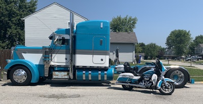 John Treadway's 'Teal Appeal' 1998 Peterbilt 379 is painted to be an exact match to his 2017 Harley-Davidson motorcycle, as shown here. Following his dream to make his vision of truck ownership come true, coupled with his dedication to customers and many other qualities, make him Overdrive's Trucker of the Month for September.