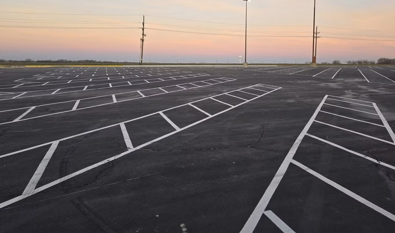 The Truckers Paradise lot features these spacious pull-through spots.
