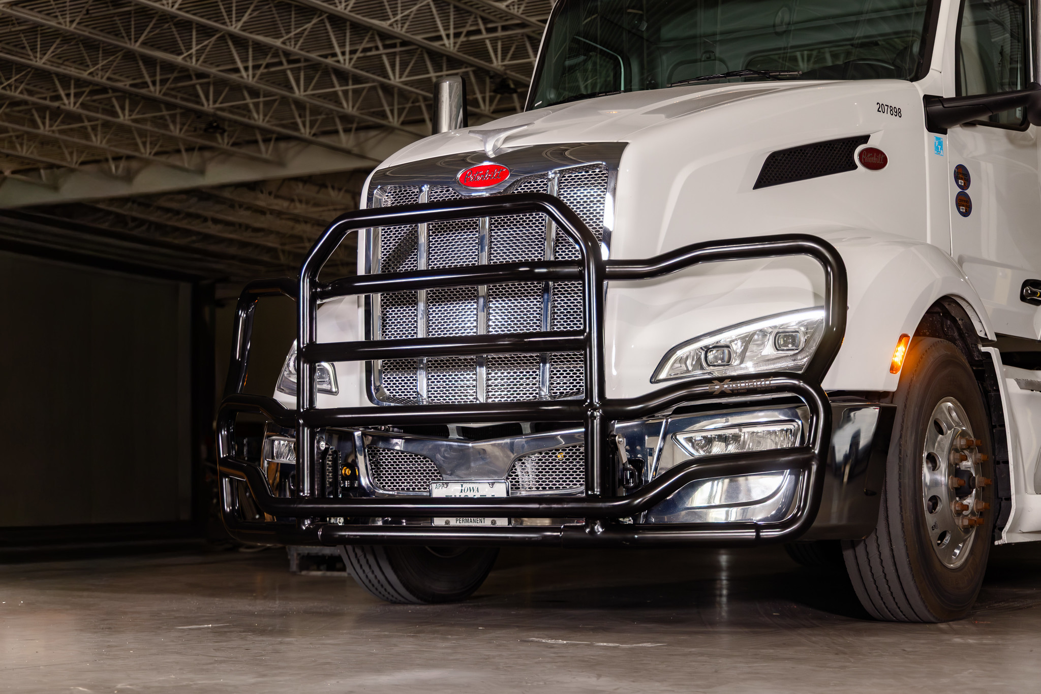 The Ex-Guard MAX is available for most over-the-road trucks from all the major OEMs, including Freightliner, Kenworth, Volvo, Mack, Peterbilt, International, and Western Star.
