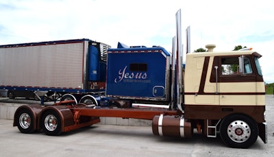 Callahan Profile 1977 Peterbilt 352 Big Cam Cummins Powered