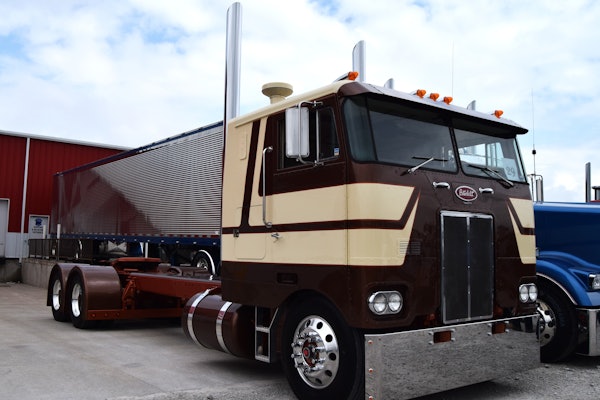 Coolie Callahan's 1977 Peterbilt 352, parked up back in May at the Crossroads Truck Meet in California, Missouri.