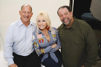 Dolly Parton will work with the Tennessean Travel Stop team to rebrand and revitilize the business. Shown, from left: Gregory H. Sachs, Chairman/CEO Sachs Capital Group & Dolly’s Tennessean Travel Stops; Dolly Parton; Danny Nozell, Founder/CEO CTK Enterprises & Parton’s Manager.