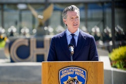 52063072339 4450ec1bfd H