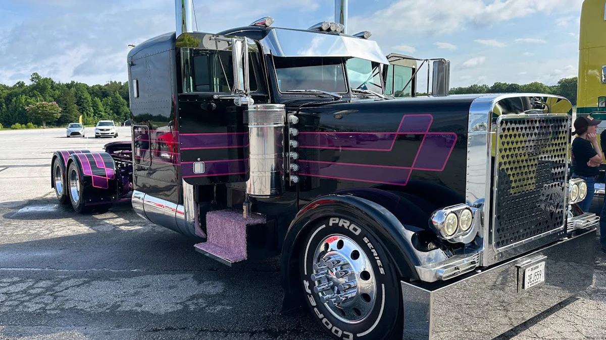 Flatbed-hauling 1988 Peterbilt 379 powered by B-model Cat | Overdrive
