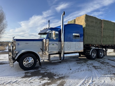 Mackay then decided he needed a second truck, which turned out to be the ’98 Pete.