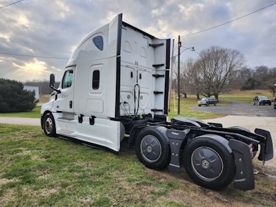 Penn’s worked hard to understand contemporary emissions controls and other maintenance peculiarities. Profits improved with the best mpg, he avoids undue maintenance by eliminating idling at any cost, among other things.