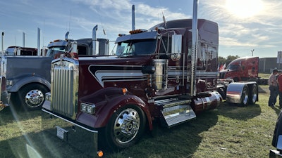 His latest unit is the 2024 Kenworth W900 featured in the video. He worked with salesman Larry Lawhead at MHC Kenworth in Joplin, Missouri, to build out and spec the truck for his needs.