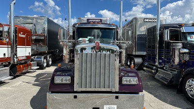 After the truck came in, Arment worked with Cody McCandless and Mike Loveland at Geis Peterbilt in Kansas City to finish the build.