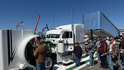 Best of Show: Chad and Brad Sand, 2016 Peterbilt 389 and 2018 Mac