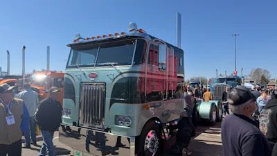 1st: Jaden Warner, 1988 Peterbilt 362