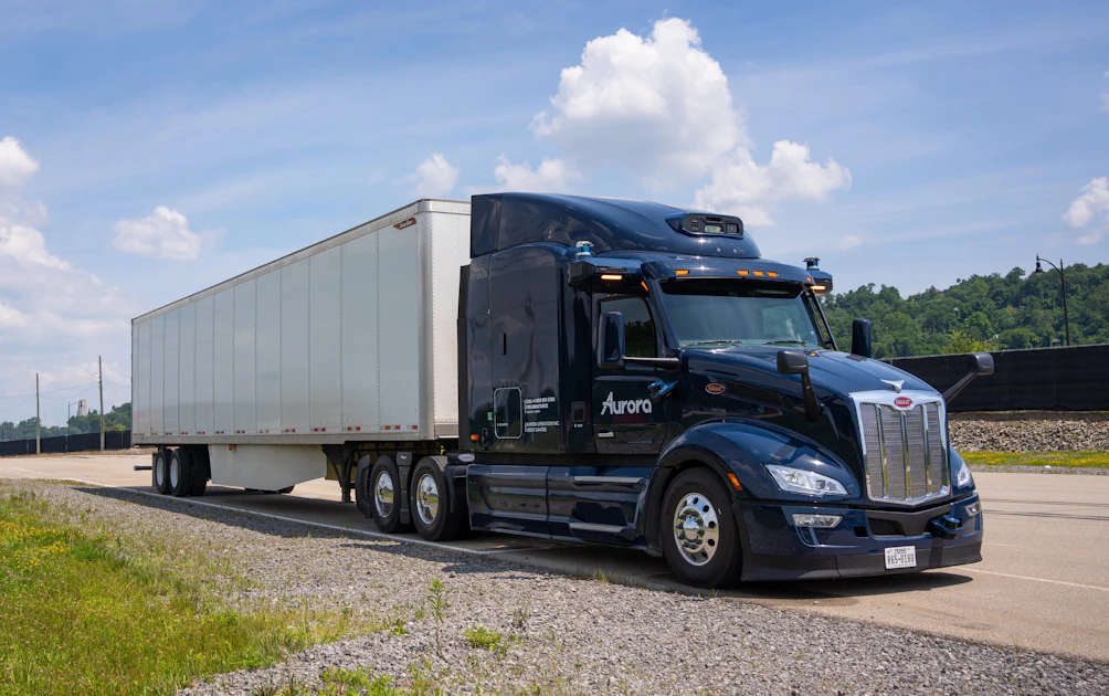 Autonomous trucking firms want warning-device waiver extension | Overdrive