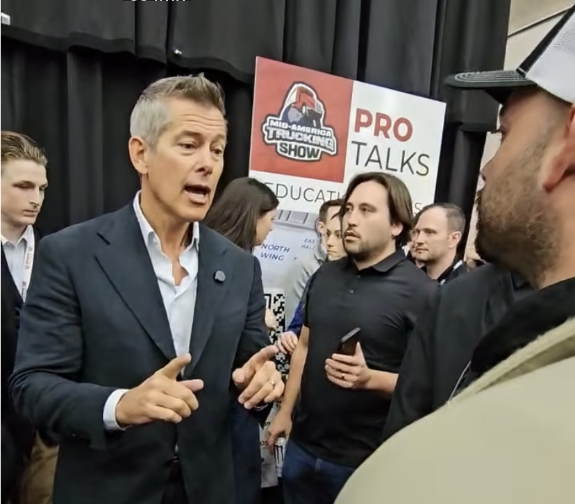 DOT Secretary Sean Duffy daca non-domiciled CDL driver