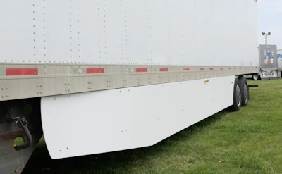 More recently, he added a Transtex Edge Elite system to the trailer, which features side skirts, a “top kit” that reduces rear-end drag, and “flyswatter” mud flaps that Penn has further modified to keep out of the wind.