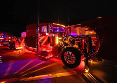 2nd: Kenny Ziglar II, 2007 Peterbilt 379