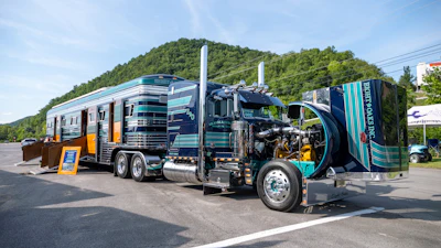 1st: John T. Barker III, 1997 Peterbilt 379