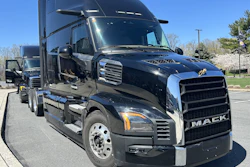 Mack Pioneer