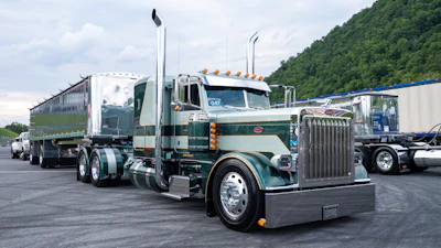 1st: Cody Warner, 2022 Peterbilt 389