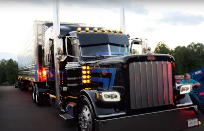 Another rig that may not immediately make you think 'patriotic' is this 2019 Peterbilt 389 owned by Robert Burleson, owner of North Carolina-based Jack Hicks Inc.