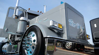 The front end features Beger’s own grille, old-school headlights, a 12 Ga. Customs flip bumper and body drop kit, and a 19-inch blind-mount bumper built by Beger.