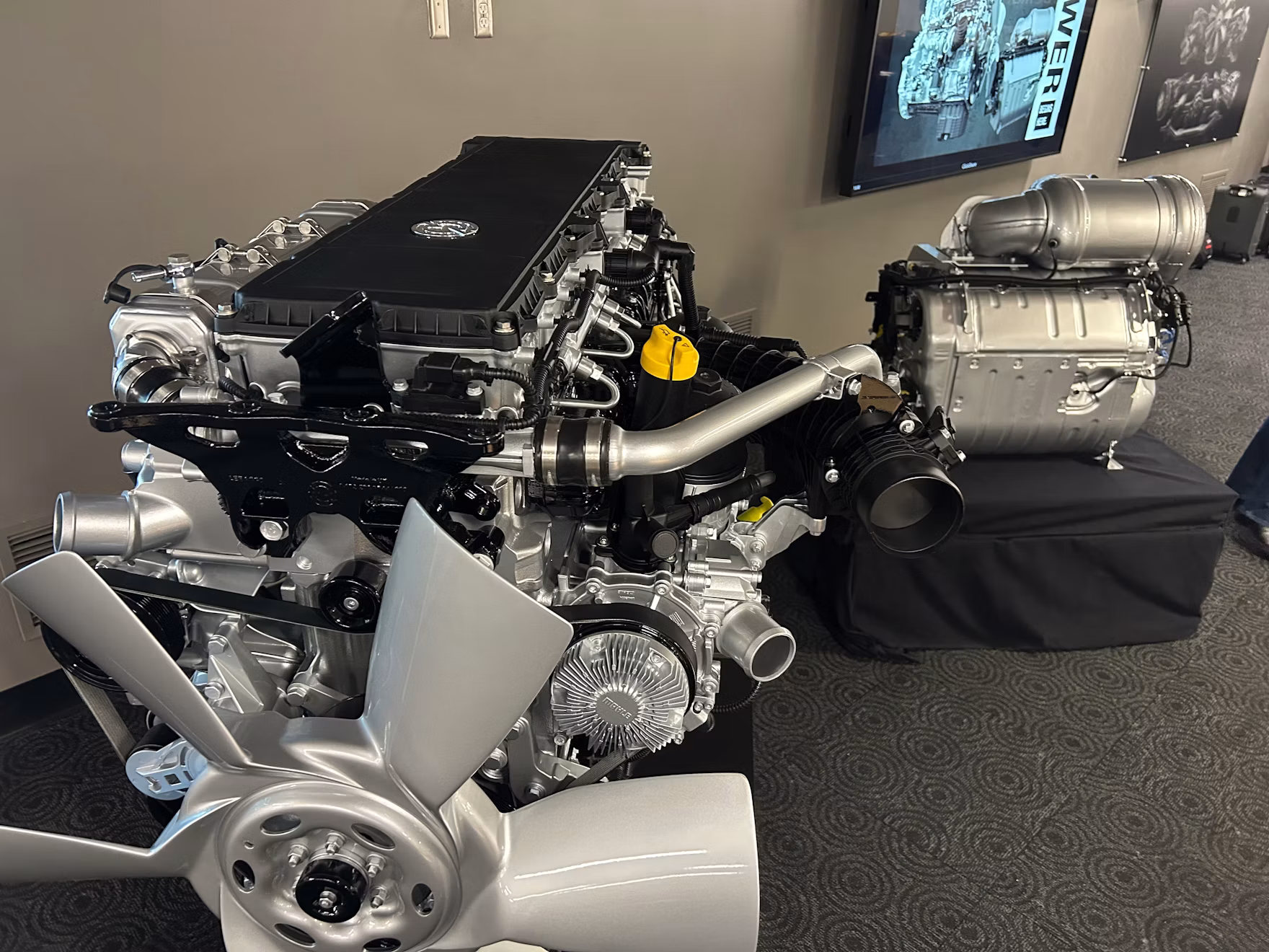 Detroit Engines