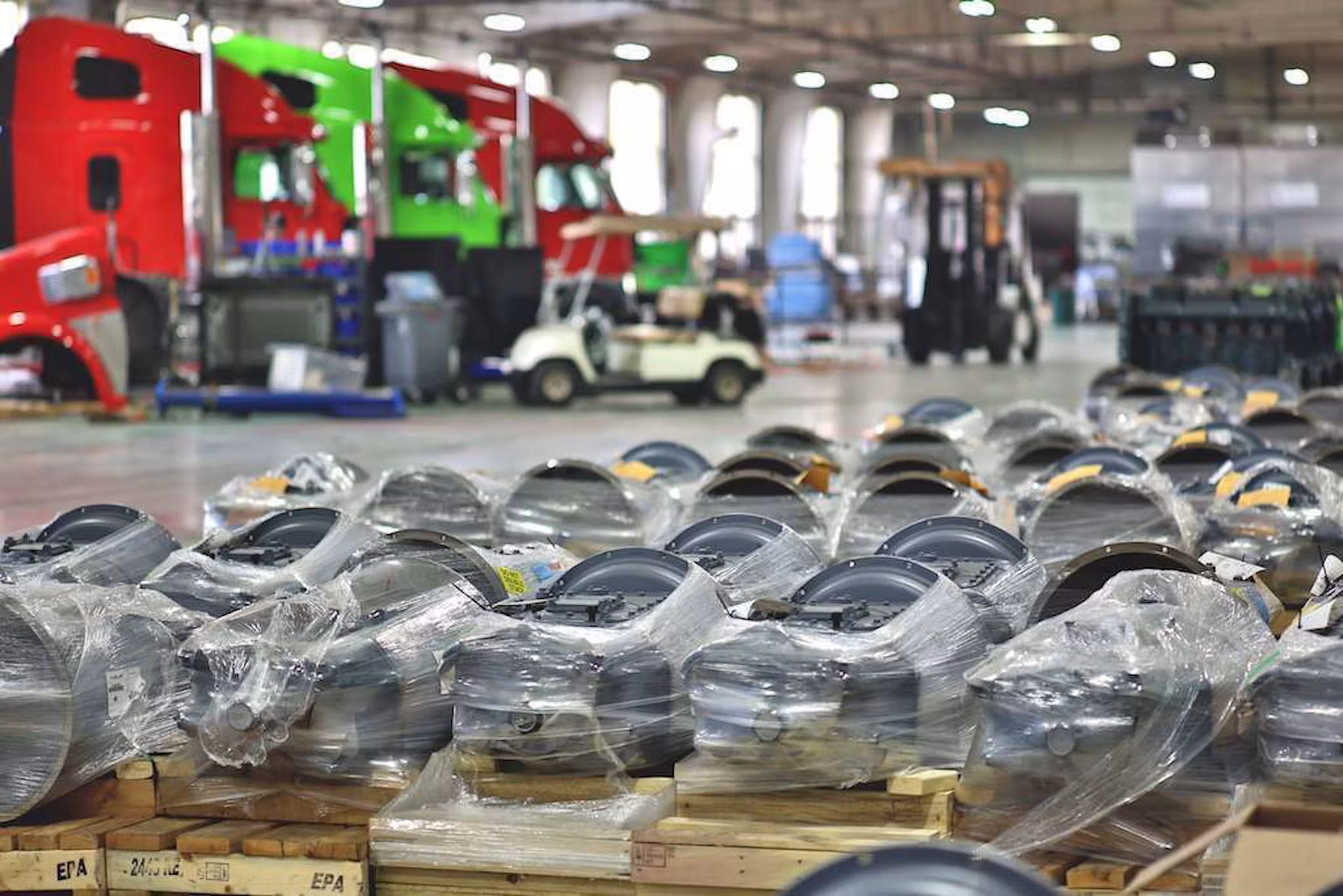 Shop Trucks Engines Repair